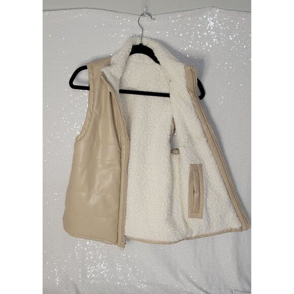 CHARTER CLUB Faux-Leather-Contrast Reversible Faux-Sherpa Vest, SZ SM , … - Picture 1 of 6